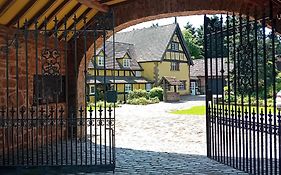 Dovehouse Farm